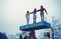 1971-02-20 Optocht Lampegat 27 1971-02-20 Optocht Lampegat 27